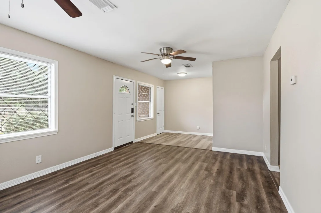 Photo of 9242 Forest View Street