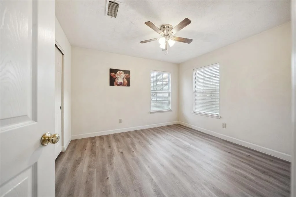 Photo of 34 W Stony End Place