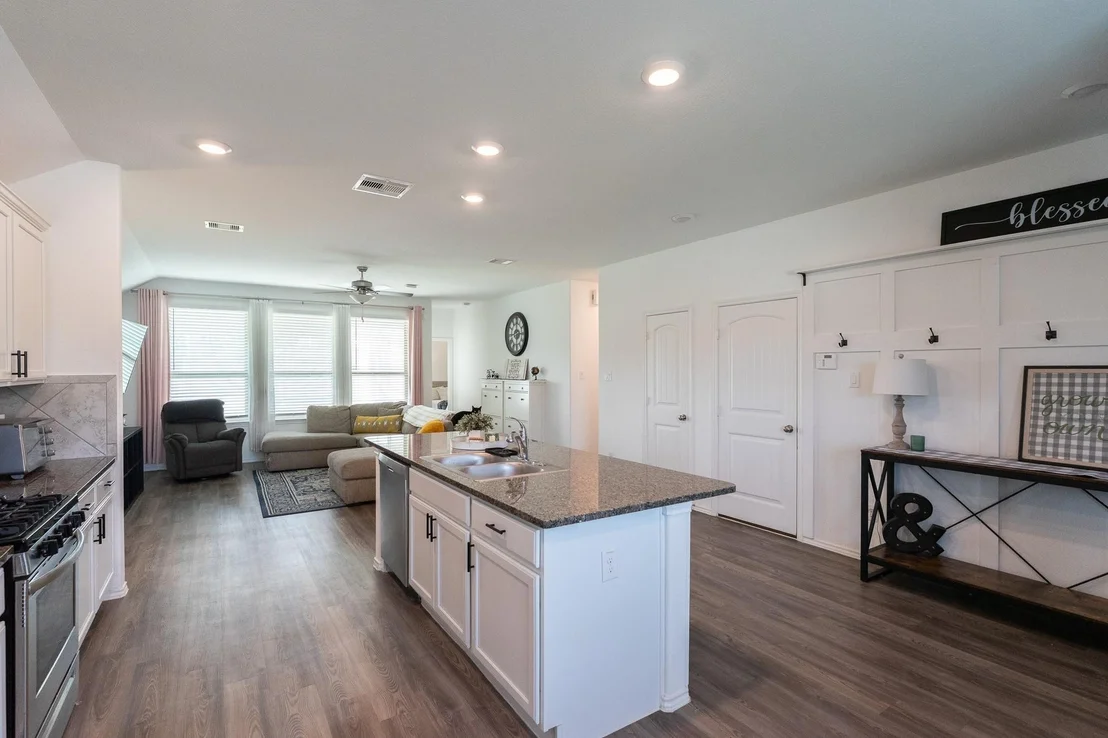 Photo of 650 Harbor Colony Lane