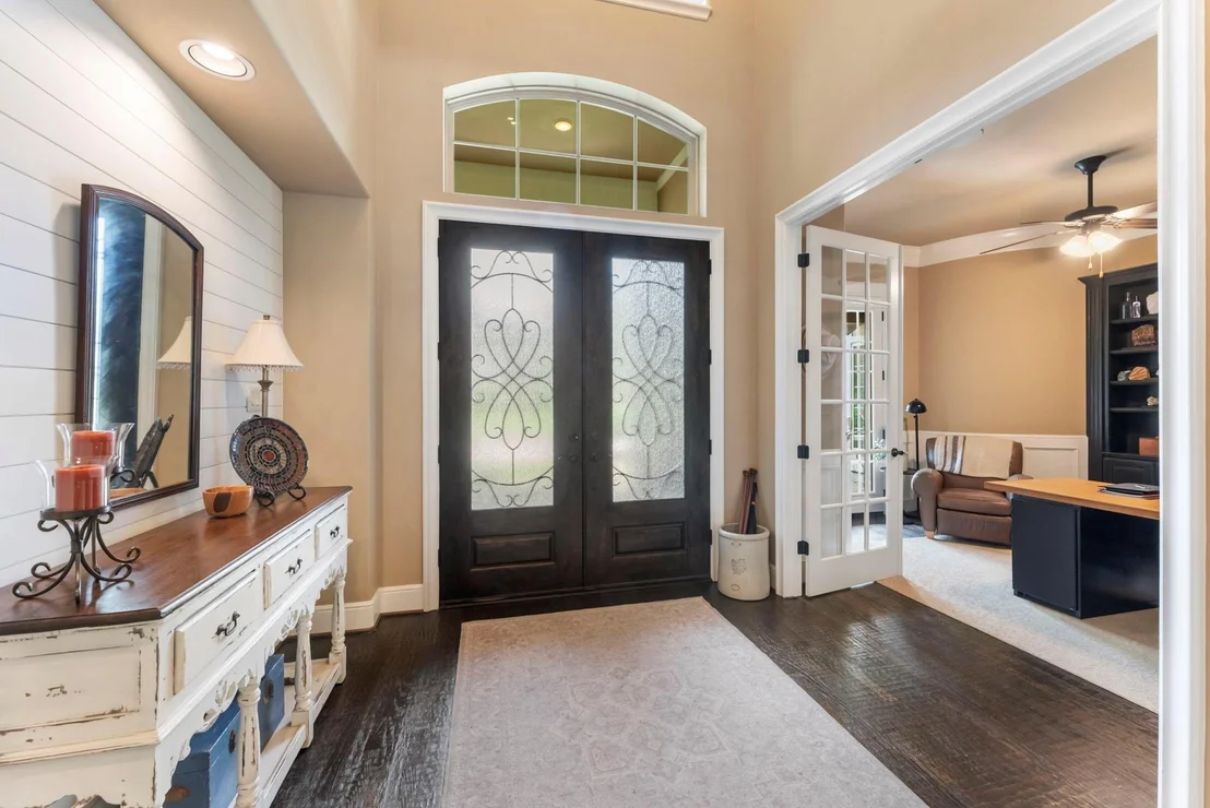 Photo of 141 Evergreen Oak Drive