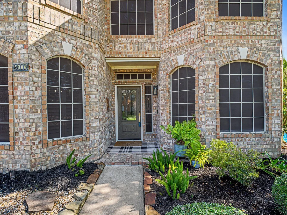 Photo of 23006 Heathercroft Drive