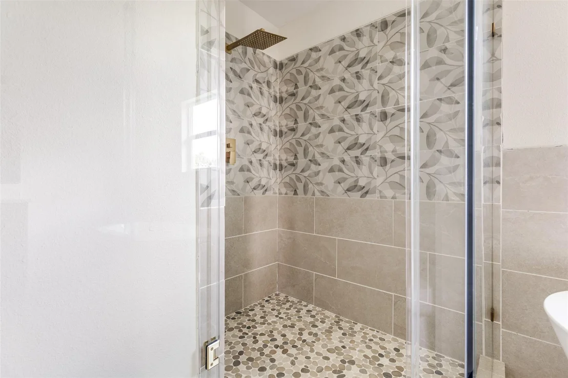 Photo of 6527 Beekman Road