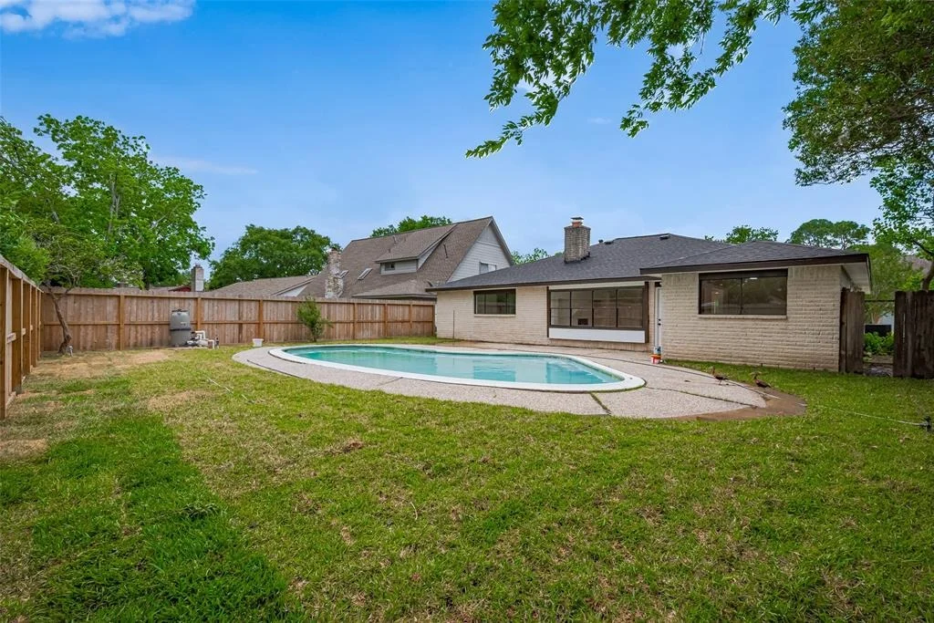 Photo of 839 Voyager Drive