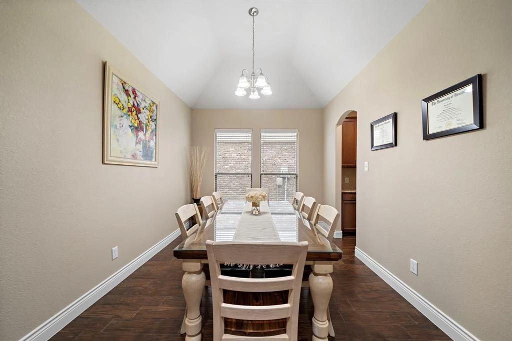 Photo of 25343 Holton Ridge Drive