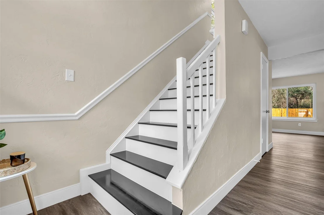 Photo of 1810 N Red Cedar Circle