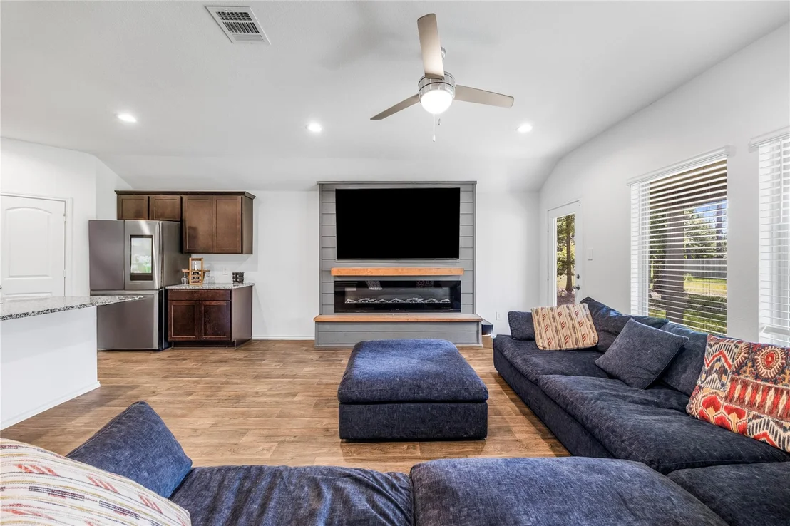 Photo of 2906 Roman Forest Boulevard