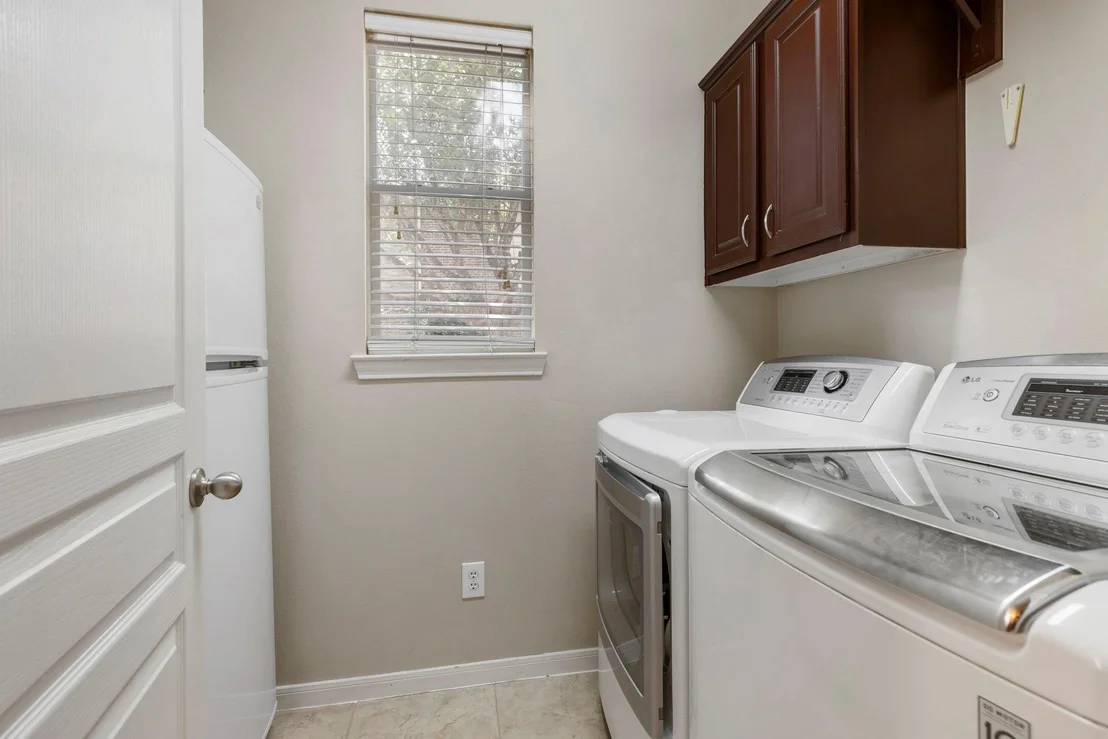Photo of 14 N Bardsbrook Circle