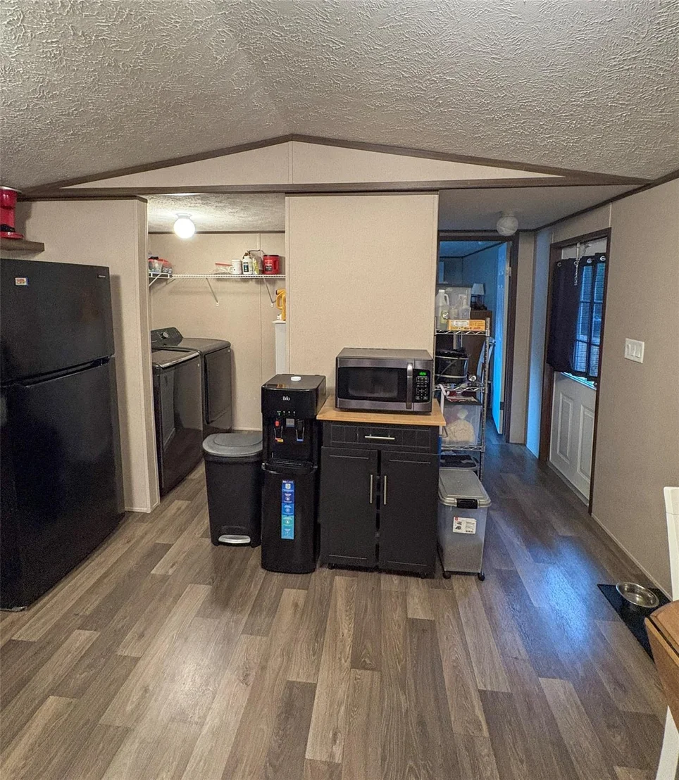 Photo of 1161 Hidden Oaks Drive