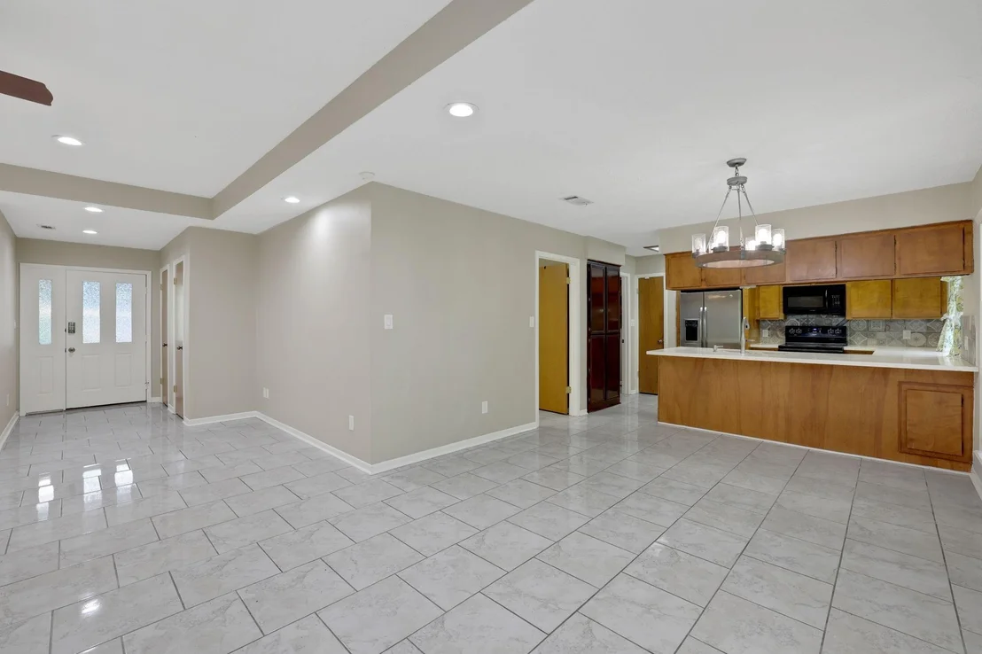 Photo of 31 Oak Cove Lane