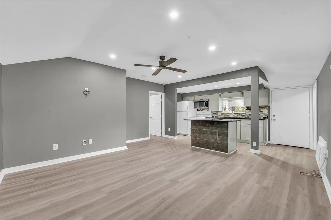 Photo of 8043 Zimmermann Drive