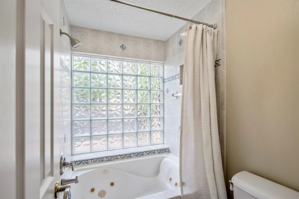 Photo of 6806 Peace River Drive