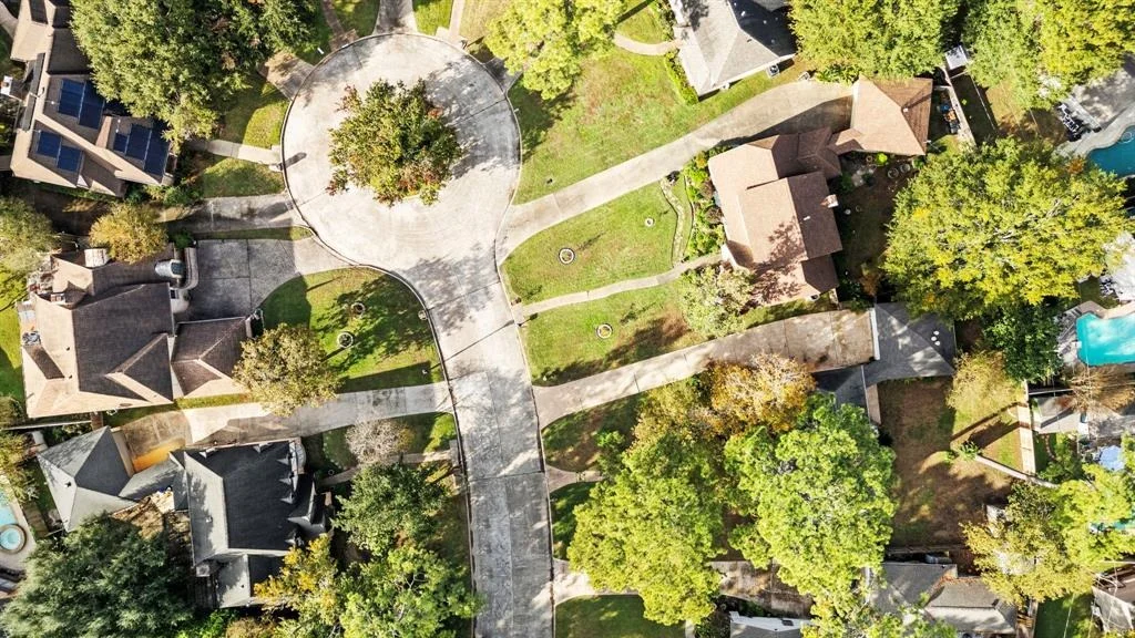 Photo of 15610 Ten Oaks Drive