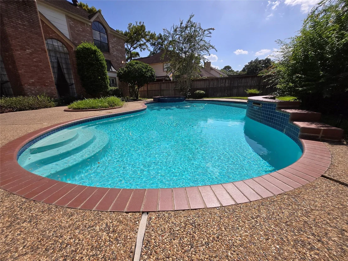 Photo of 18302 Longmoor Drive