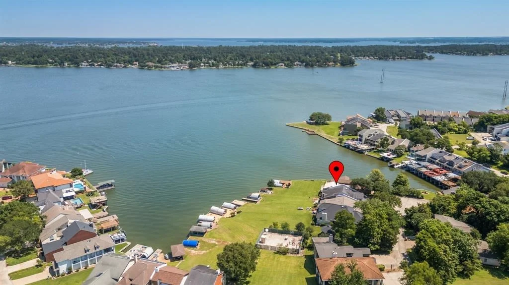 Photo of 112 Cove Point