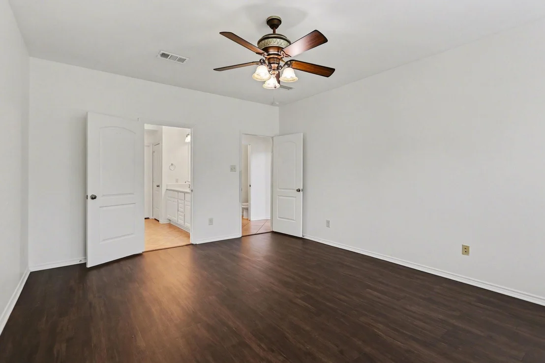 Photo of 1323 Laura Hills Lane