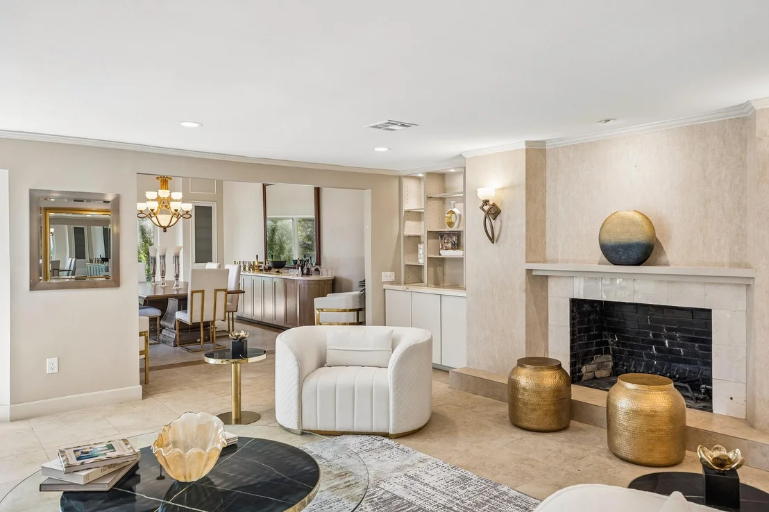 Photo of 9703 Oasis Drive