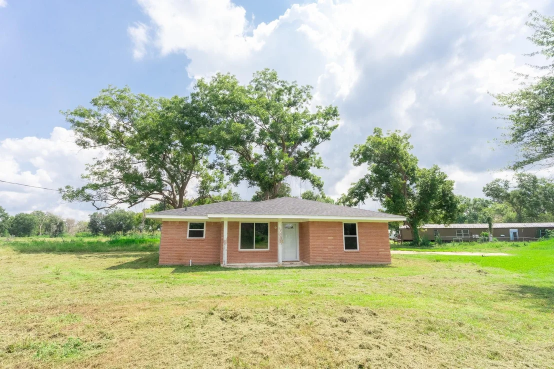 Photo of 251 Smilie Road
