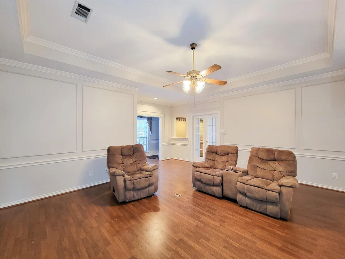 Photo of 5810 Glenmere Lane