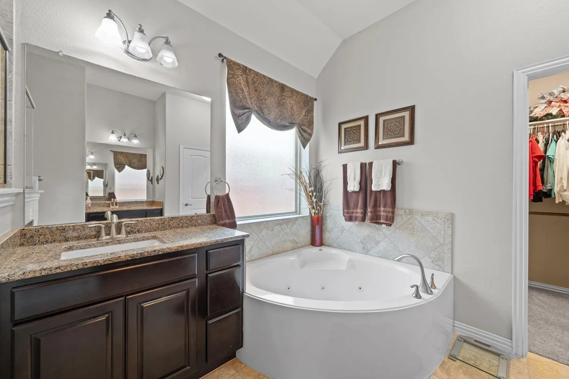 Photo of 14711 Yellow Begonia Drive