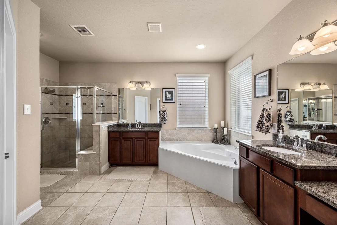 Photo of 28002 Nobbe Hollow Drive