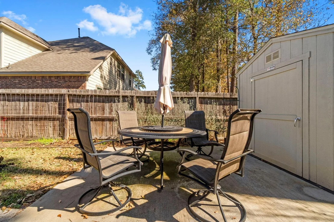 Photo of 984 Arbor Glen
