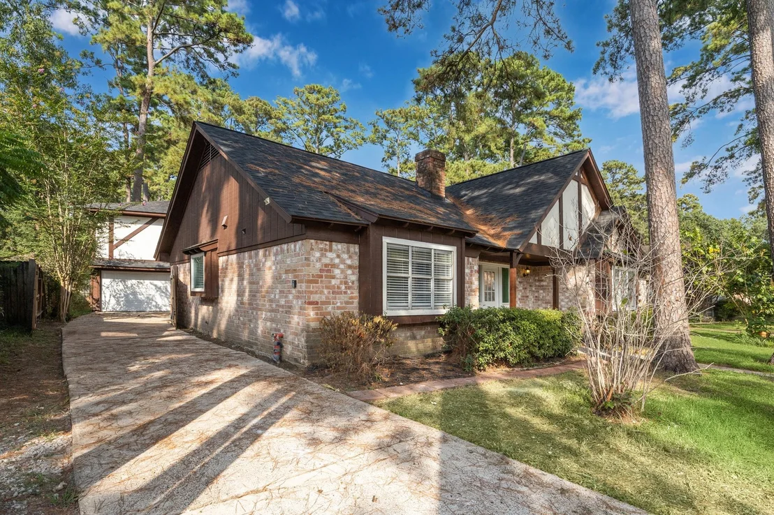 Photo of 25402 Lynbriar Lane