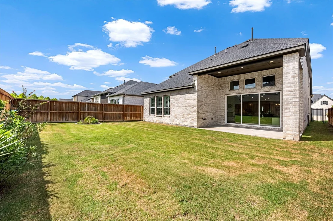 Photo of 28314 Emerald Bend
