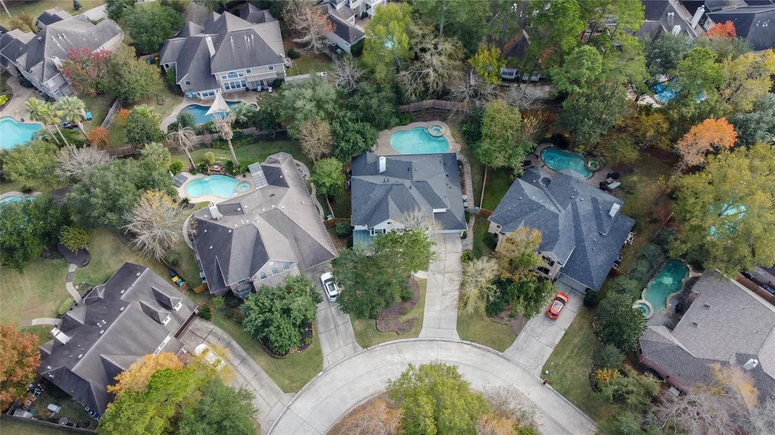 Photo of 150 Goldenvine Court