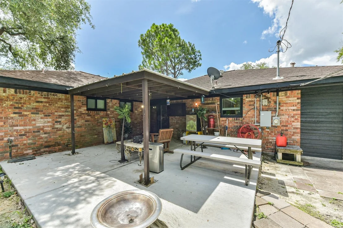 Photo of 1411 Blackburn Drive