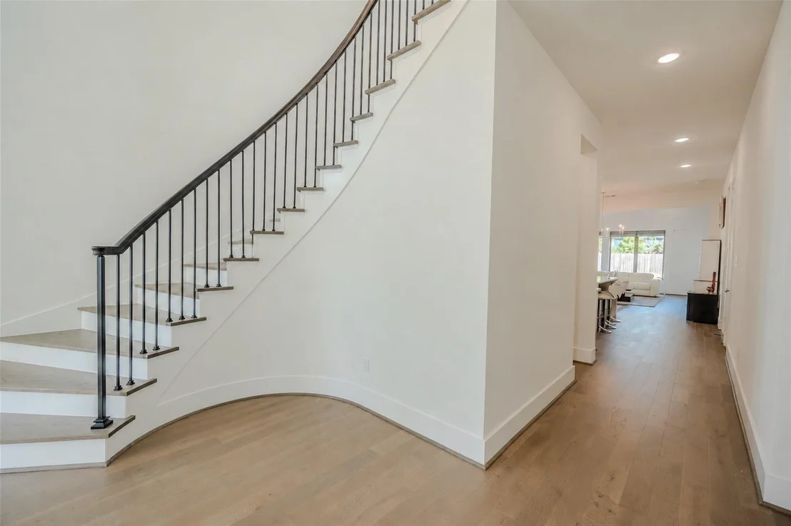 Photo of 8810 Carousel Lane A
