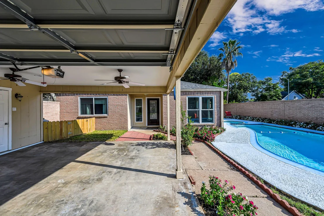 Photo of 15802 Los Altos Drive