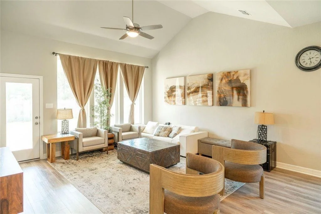 Photo of 29023 Laurel Grove Lane