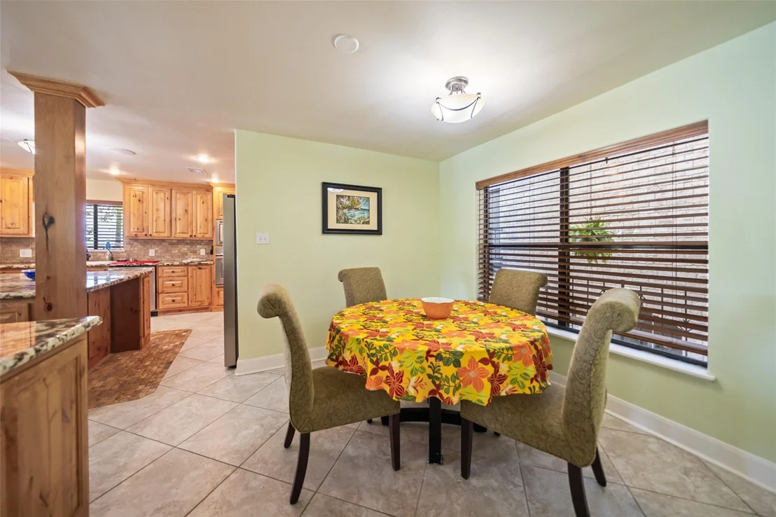 Photo of 121 Holiday Lane