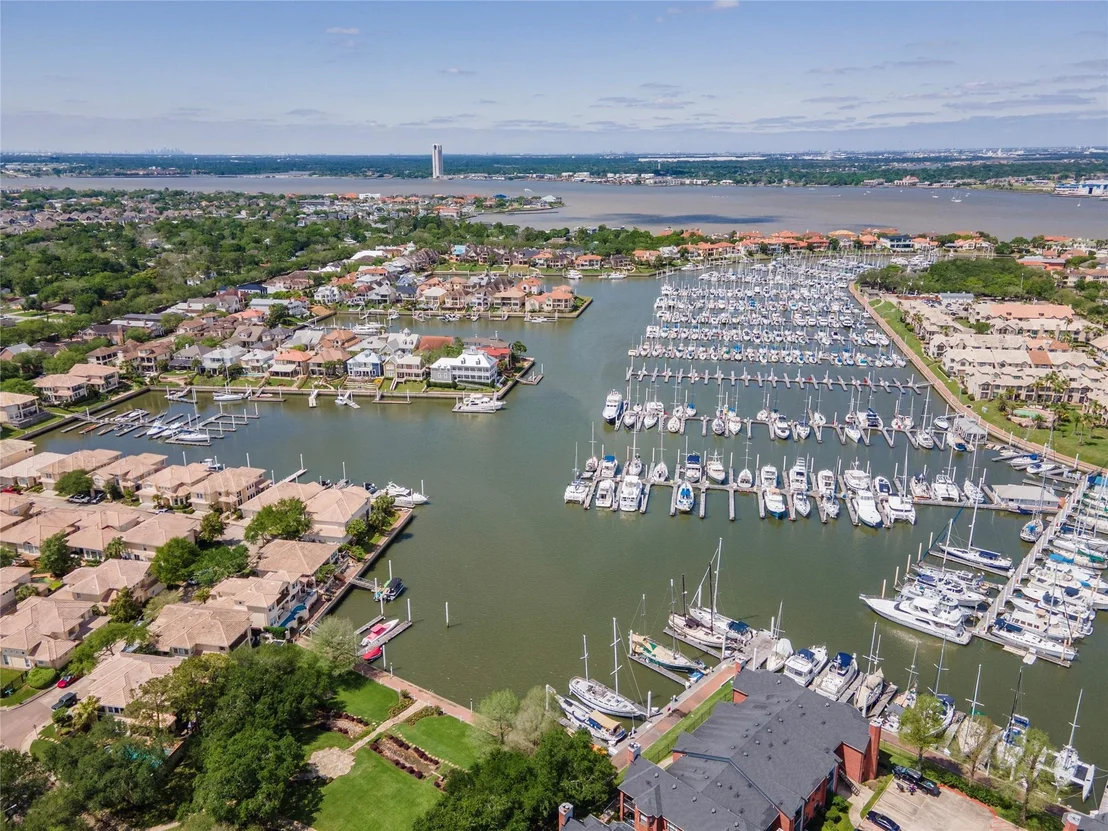 Photo of 712 Harborside Way