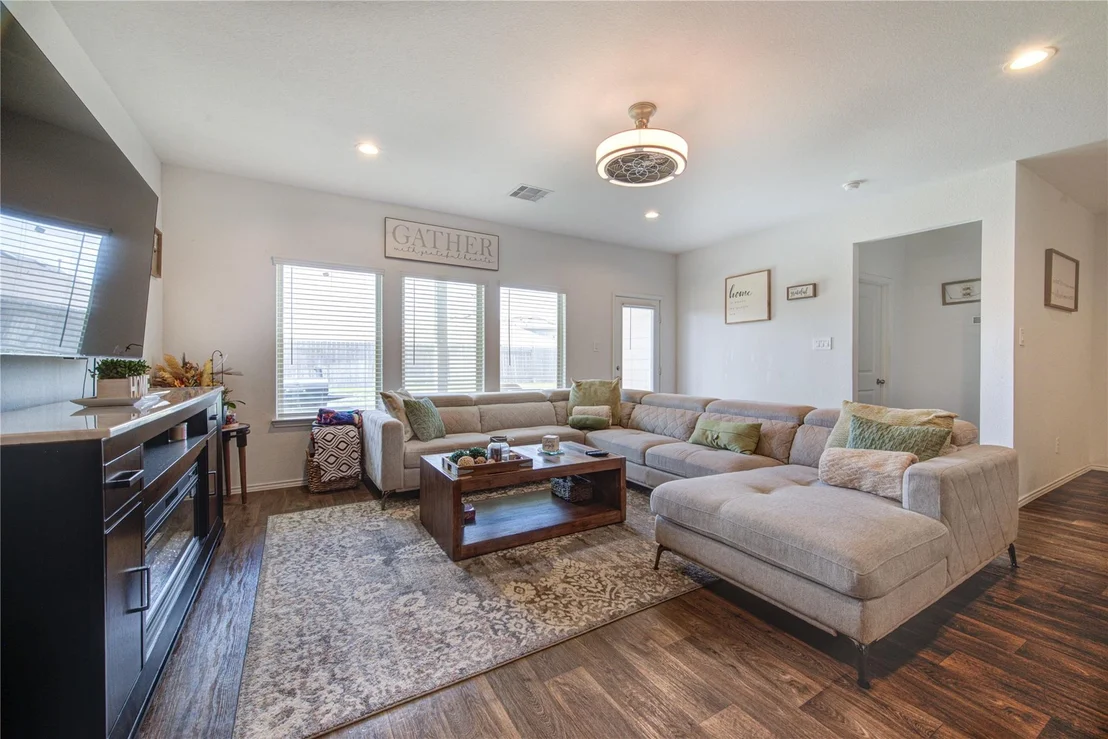 Photo of 21315 Sleepy Willow Street