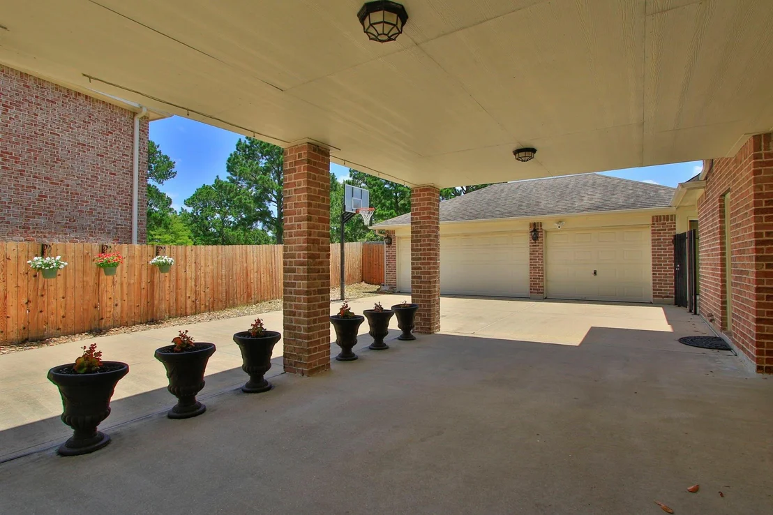 Photo of 17331 Fairgrove Park Drive