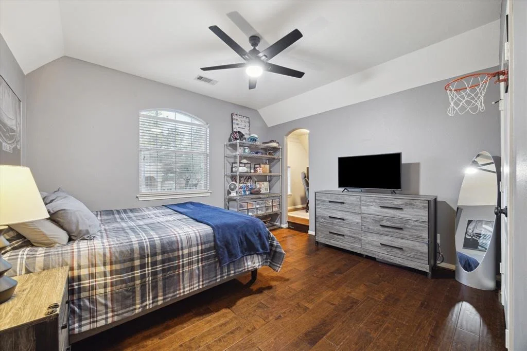 Photo of 1303 Roseberry Manor Drive