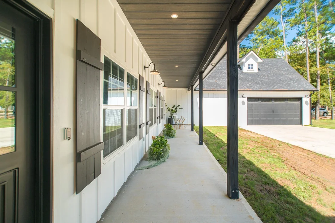 Photo of 5 W Forest Court