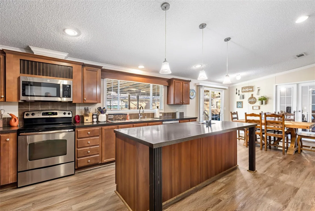 Photo of 104 County Road 4534
