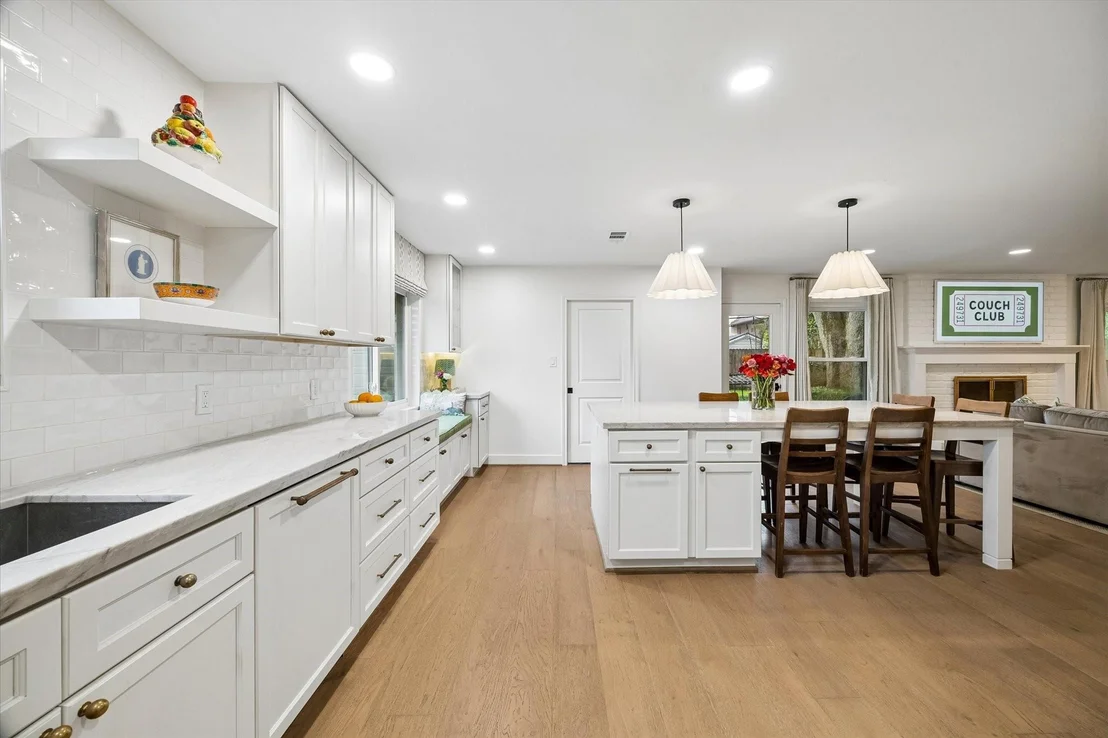 Photo of 2706 Fontana Drive