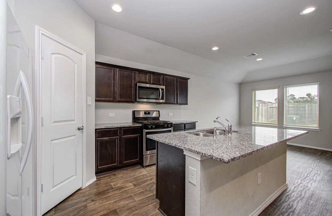 Photo of 23719 Harrow Field Lane