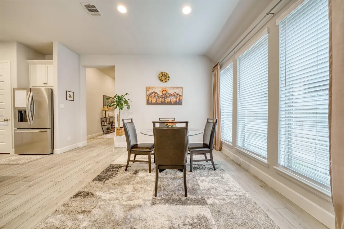 Photo of 8827 Harbor Pines Drive