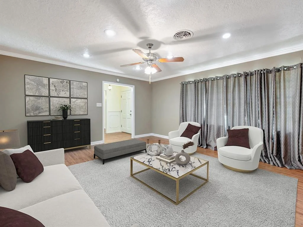 Photo of 208 Burnett Drive