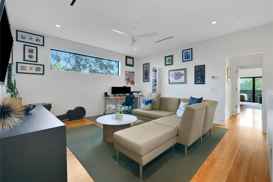 Photo of 1136 Aurora Street