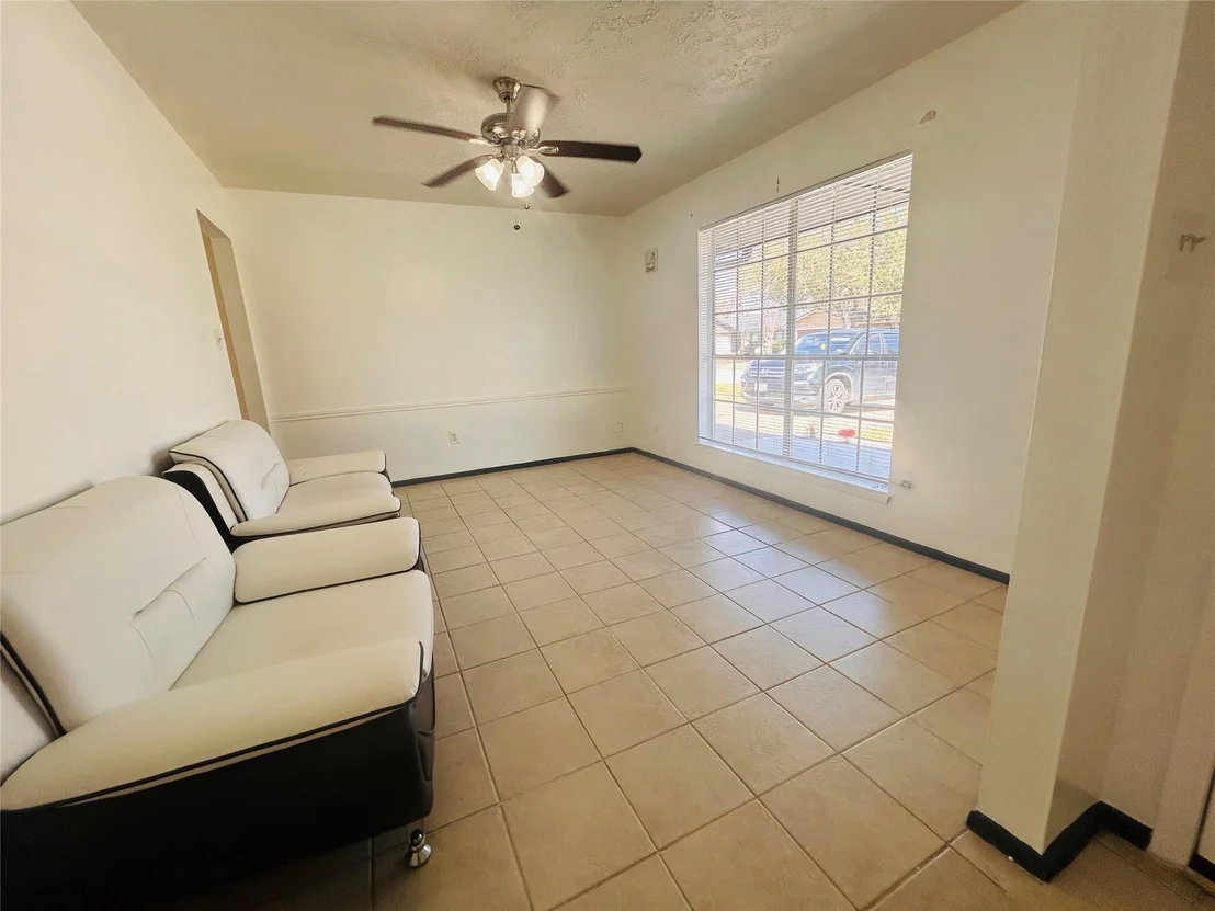 Photo of 10502 Long River Drive