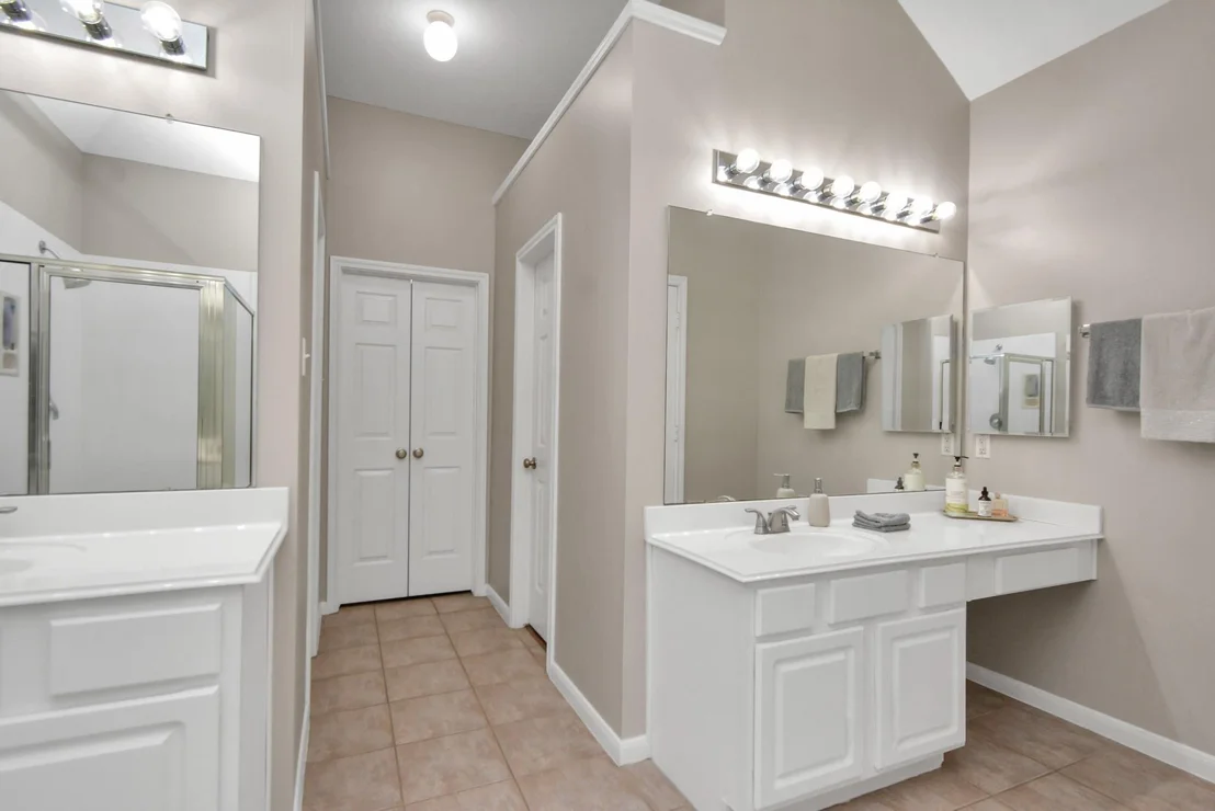 Photo of 23939 River Place Drive