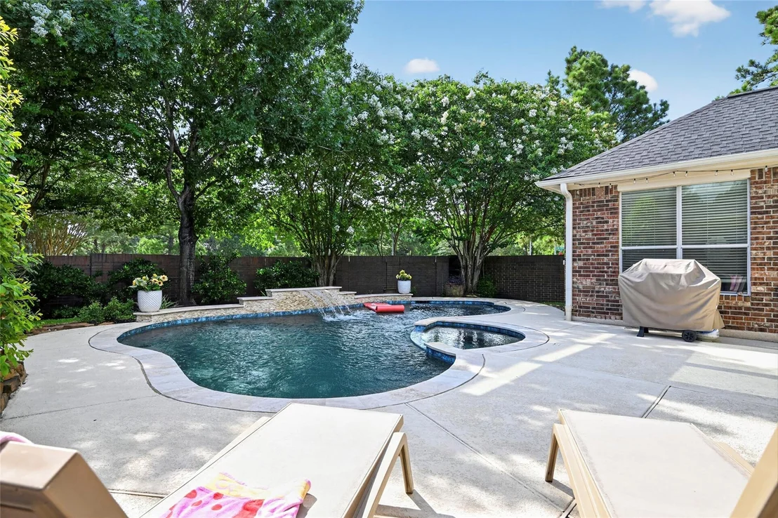 Photo of 10111 Earlington Manor Drive
