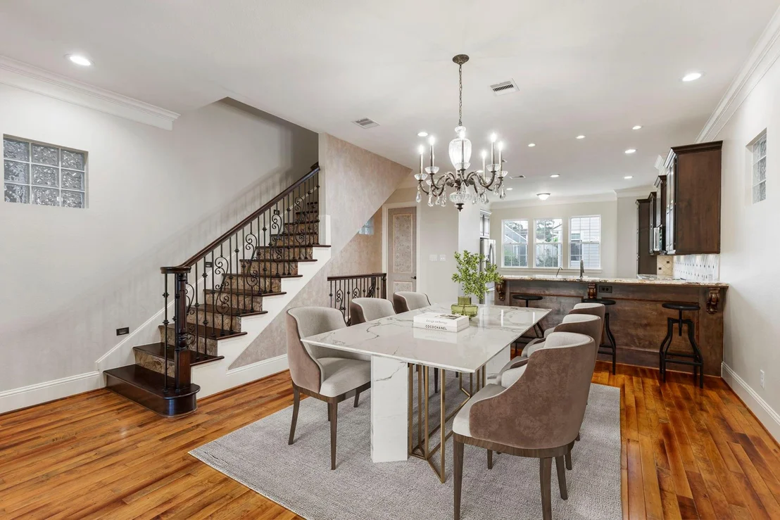 Photo of 262 Breezy Way