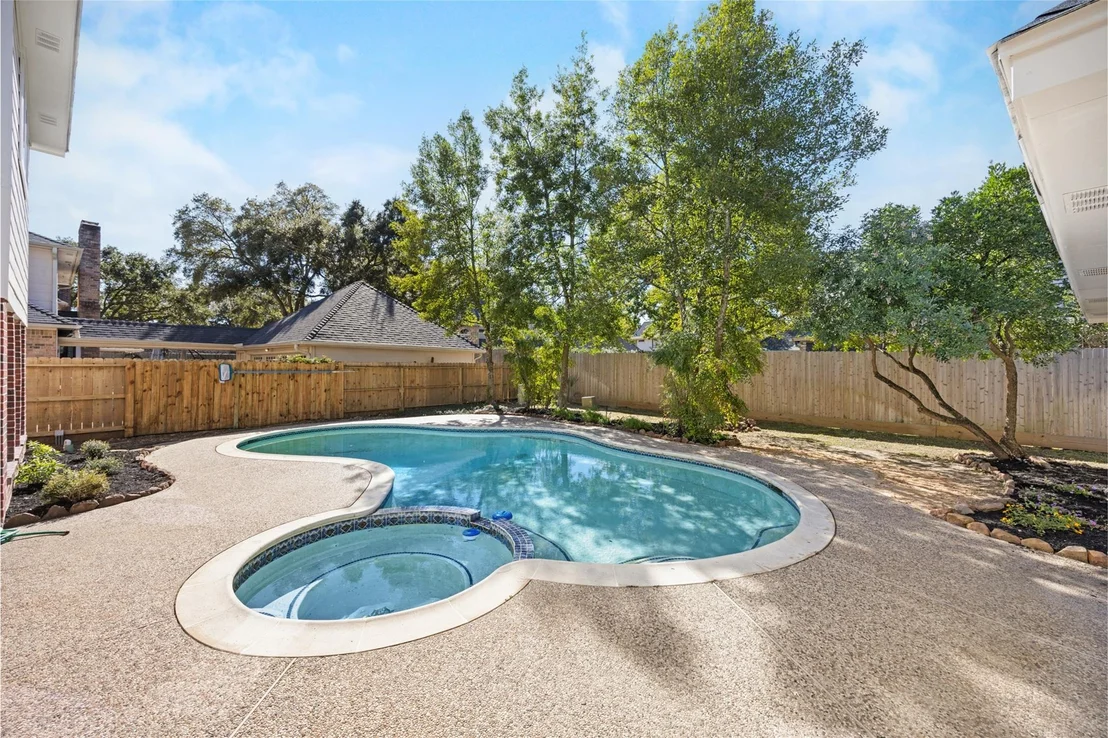 Photo of 1802 Field Briar Drive
