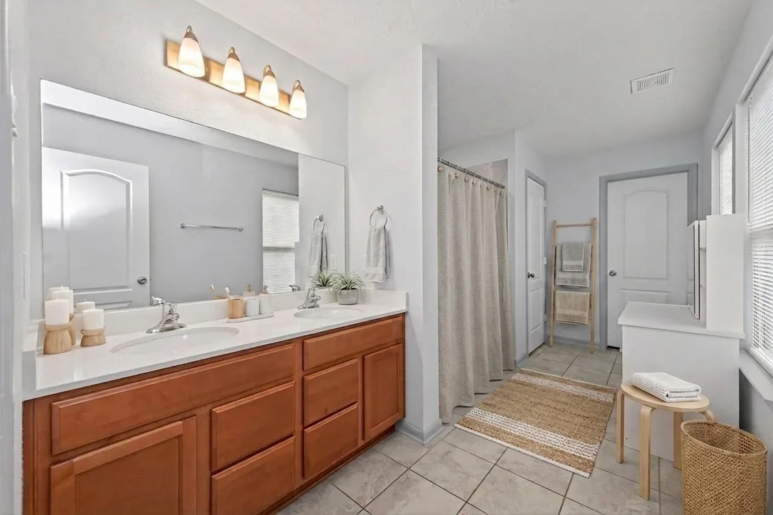 Photo of 1167 Clonmore Court